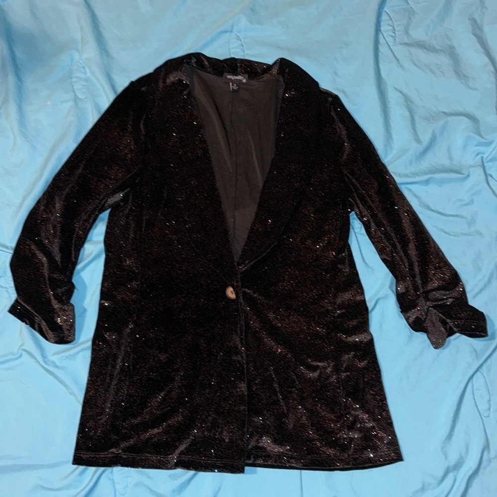 Black sparkly blazer with three quarter scrunch sleeve